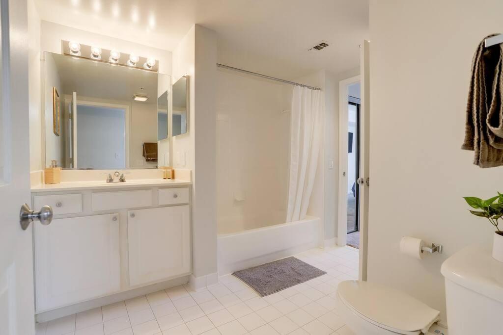 Gorgeous 1 Bedroom Condo At Ballston Place With Gym Арлингтън Екстериор снимка