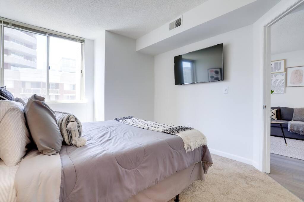 Gorgeous 1 Bedroom Condo At Ballston Place With Gym Арлингтън Екстериор снимка