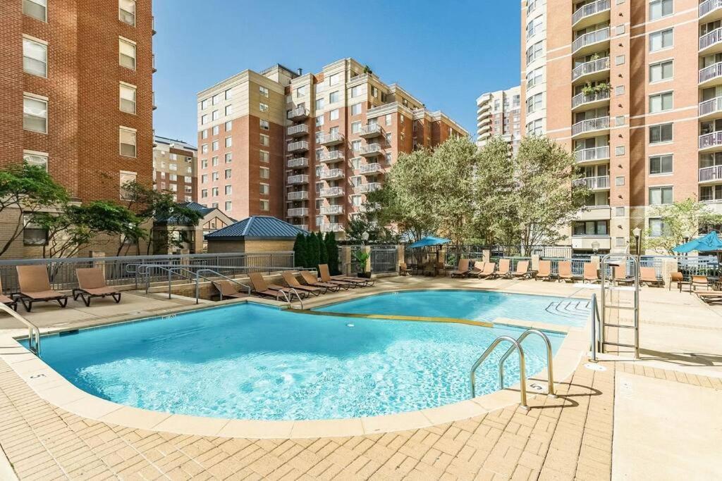 Gorgeous 1 Bedroom Condo At Ballston Place With Gym Арлингтън Екстериор снимка